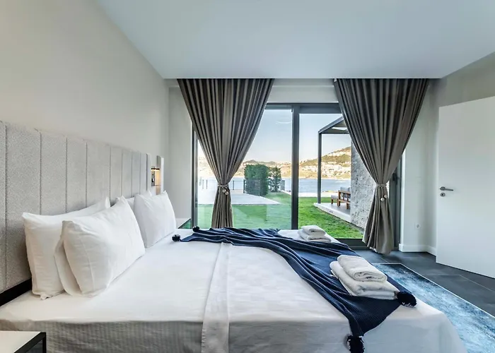 Villa Bovilla Salt *