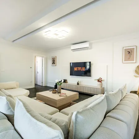 Bovilla Salt Villa *