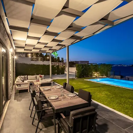 Villa Bovilla Salt *